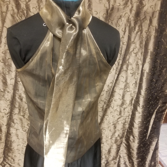 Gold High Neck Top - Picture 3 of 5